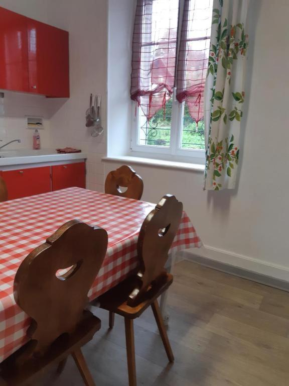 La Maison Horlogere , Spas Et Bain Nordique Les Fontenelles Extérieur photo